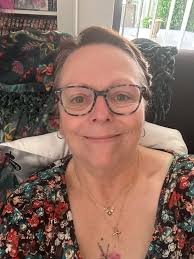 My grandparents, Hilda and Herbert Miller hosted Clambakes in the West  Albany area. The group photo is dated 1940!