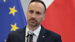 Juni 1952 in świebodzin) ist ein ehemaliger polnischer radrennfahrer. The Deputy Minister Wants All Of Poland To Be An Lgbt Free Zone Such An Act Should Be The Norm Policy