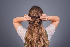 Frisuren kurzhaar kurzhaarfrisuren von vorne und hinten. Flechtfrisuren Fur Die Hochzeit Wir Zeigen Die Schonsten I Braut De