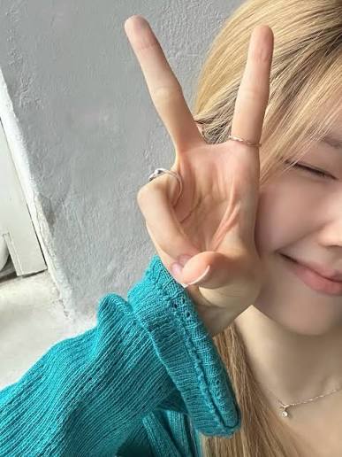 TUIDE SEOHEE 서희 (@seohee_tuidee) • Instagram photos and videos