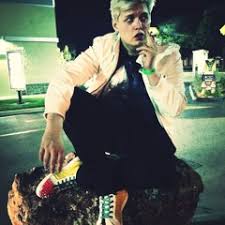 Stream Adam Yohn music