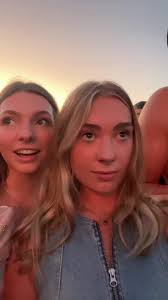 katelyn (@kattelyynnn)