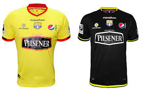 La camiseta conmemorativa del barcelona de ecuador por los 200 años de la independencia de guayaquil puede adquirirse desde hoy en las tiendas de marathon. Camisetas De Barcelona Sporting Club Tienda Online De Zapatos Ropa Y Complementos De Marca