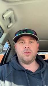 Zach Lomas at Evolutionary Aesthetics gets a massage every 2 weeks to  maximise his training and to reduce the risk of injury. Thought I would  call in and have a look at