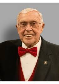 Kent Latham's Instagram, Twitter & Facebook