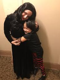 Summer vacation 5 legend of the lady lubov 6 relationships 6.1 jonathan loughran 6.2 mavis dracula 7 martha's gift 8 etymology. Amanda Hirsch On Twitter Spooky Family Dracula Martha And Mavis From Hotel Transylvania Hoteltransylvania Hoteltransylvaniacosplay Halloween Https T Co D2nkbqv2it