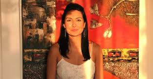 Ximena, quien a sus 54 años es uno de los rostros más importantes y reconocidos del espectáculo chileno, comenzó su carrera en 1988 en la teleserie las dos caras del amor de tvn, donde. V0ess2ylyuaw5m
