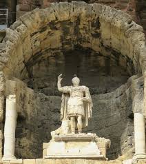 Statue Of Emperor Augustus Roman Theatre Orange France Roman Theatre Ancient Romans Roman Empire
