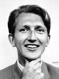 Roger Berthoud: 'Independent' leader-writer who also wrote acclaimed  biographies of Henry Moore and Graham Sutherland