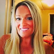 Natalie Leach's Instagram, Twitter & Facebook