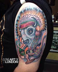 Места dunnellon, florida красота, косметика и уход за собой white buffalo custom tattooing & piercing. Great White Buffalo Native American Headdress Tattoo Native American Headdress Tattoo Headdress Tattoo Tattoos