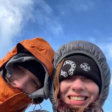 Why are my Ford 7.3 Powerstroke Diesel batteries not charging while driving?