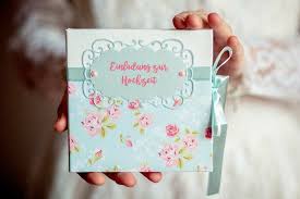 Wir geben nachfolgend einige tipps, um die hochzeitseinladungen individuell und kreativ selbst gestalten zu können. Hochzeitseinladungen Selber Basteln 13 Diy Ideen Beispiele