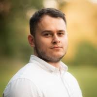 100+ profilů „Nikolas“