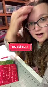 Machine Quilting A Christmas Tree Skirt