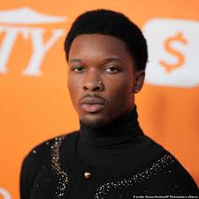 Rapero D4vd descuartizó a menor, afirma Fiscalía en EE.UU.