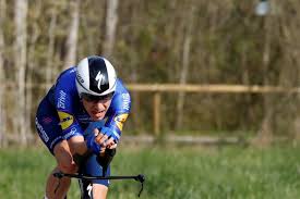 Entered into eternal rest on wednesday, february 3, 2021. Joao Almeida Continua De Amarelo Na Volta A Polonia Ciclismo Sapo Desporto