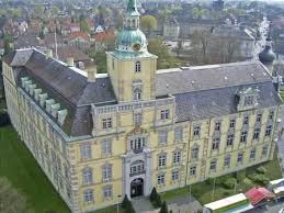 Oldenburger Schloss Foto Hans Dieter Janssen Deutschland Burgen Sehenswurdigkeiten Schlosser Deutschland