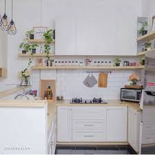 Selain arah angin, keamanan ventilasi dapur juga harus dijaga dan diperhatikan secara saksama. Tips Penting Agar Asap Dapur Tidak Mengganggu Homeshabby Com Design Home Plans Home Decorating And Interior Design