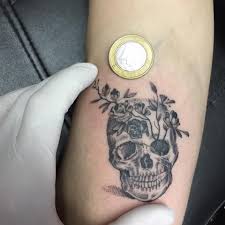 Pin By Nihal Cagil On Tattoo Ideas Nouveau Tattoo Tattoos For Women Small Skull Tattoo