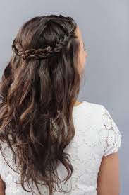 With a ton of ways to incorporate some romantic elements into a wedding hairstyle, there's a 'do out there for every personal style, wedding theme, and gorgeous wedding dress. Half Up Cute Wedding Hairstyles Collections Ohiori Verscenic Wedding