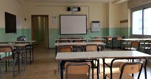 Su scuola.net, il portale per gli insegnanti, trovi progetti didattici gratuiti, corsi di formazione docenti certificati, kit didattici e webinar educativi per portare in classe una didattica sempre più attuale. Riapertura Scuole Non Ci Sono Le Condizioni Per Tornare Al 75 In Presenza In Piemonte Lezioni Al 50 Gilda Cuneo