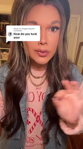 Replying to @Abigail Boyd #croptuck #styletip #fashiontiktok