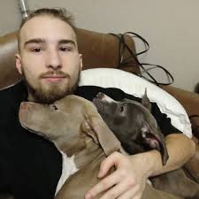 Havnt posted in a while but been busy. Got a job, got a haircut and some  new pets along the way and ive had fun living life.