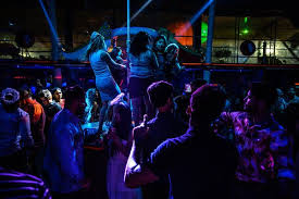Book your tickets & tours of titos at best price only on thrillophilia. The Pirate Days Are Over Goa S Nude Hippies Give Way To India S Yuppies The New York Times