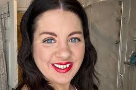 Carmen Bolton's Instagram, Twitter & Facebook