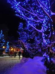 Blue Christmas Lights Outdoor Christmas Lights Your Local 14 Day Weather Free Http Blue Christmas Lights Christmas Tree Lighting Christmas Lights