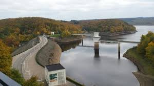 Le fait de lâcher des eaux, comme dans le cas du barrage d'eupen, est un. 20151024 113202 Large Jpg Picture Of Barrage De La Gileppe Jalhay Tripadvisor