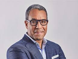 Sean Cohan's Instagram, Twitter & Facebook