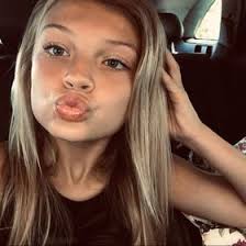 Aubrey Leigh Carpenter (aubreyleighcarpenter)