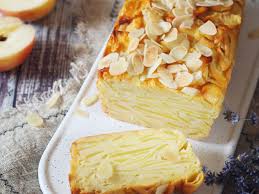 C'est un biscuit riche en beurre qui a. L Incroyable Gateau Invisible Aux Pommes De Cyril Lignac Femme Actuelle Le Mag