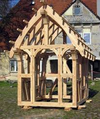 A Project Built By Disadvantaged Youth Along With Helen Stapler M Arch Georg Hefter Dipl Ing Architect And Carpentry E Fachwerkhauser Fachwerk Holzrahmen