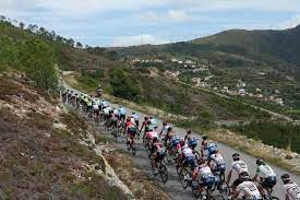 The 2019 volta a portugal was the 81st edition of the volta a portugal cycle race and was held on 31 july to 12 august 2019. Volta A Portugal Em Bicicleta Adiada Para 2021 Voz Da Povoa