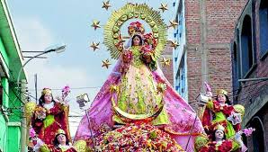 Danzas mestizas en el perú existe dos o tres regiones (no dire su nombre pero casi todos deben suponer cuales son) que le pueden ganar a puno o talvez estar por ahi. Puno Imagen De Virgen De La Candelaria Saldra En Procesion Este Domingo Edicion Correo