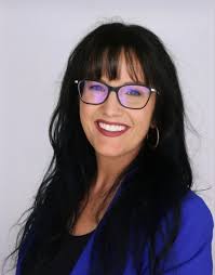 Jamie Grenz's Instagram, Twitter & Facebook