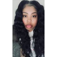 2025 年11 月17 日,傳奇Calvin Klein 在閃光燈熄火時幾乎失去平衡📸 與男友一起踏出風格。 我們很高興他沒有跌倒! 🥲  (@misha_rai) #CalvinKlein #Vogue #NewYork #Fashion