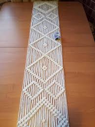 Tischlaufer Makramee Tischlaufer Baumwolle Tischlaufer Seil Etsy In 2020 Handmade Table Runner Macrame Table Runner Modern Kitchen Tables