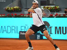 Matteo berrettini previous match was against tsitsipas s. Matteo Berrettini Tundukkan Cristian Garin Di Madrid Open Liga Olahraga