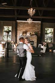 Bride And Groom Dancing At Their Wedding At The Water Oasis In Newberg Oregon Wedding Wedding Poses Wedding Dresses