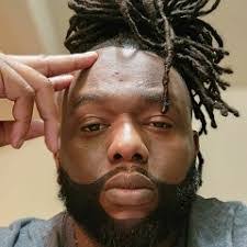 Karyn Crawford's Instagram, Twitter & Facebook