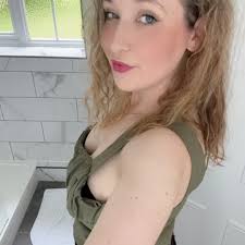 At this point in time, I will just take all that glitters....then go home  and check which one is Gold 😏