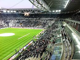 Dieser club gehört in europa zu den einflußreichsten und traditionellsten 1990 juve gewinnt den uefa pokal und spielt seit diesem jahr im stadio delle alpi. Allianz Stadium Stadion In Torino