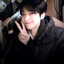 Not me lowkey turning my account into an edit account 🚶‍♀️✋ #kpop #fyp  #fypシ #kpopfyp #edit #edits