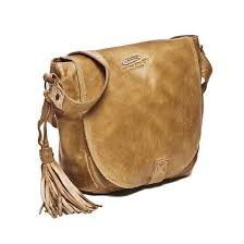 Retrouvez un large choix de sacs besace ikks sur la boutique en ligne galerieslafayette.com. Sac Besace Ikks Waiter Camel Marron Cdiscount Bagagerie Maroquinerie