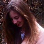 Robin Fout's Instagram, Twitter & Facebook