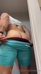 Mmmm Str0kums! - ThisVid.com